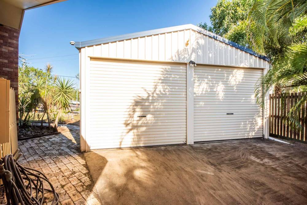 15 Seabreeze Court, SLADE POINT, QLD 4740
