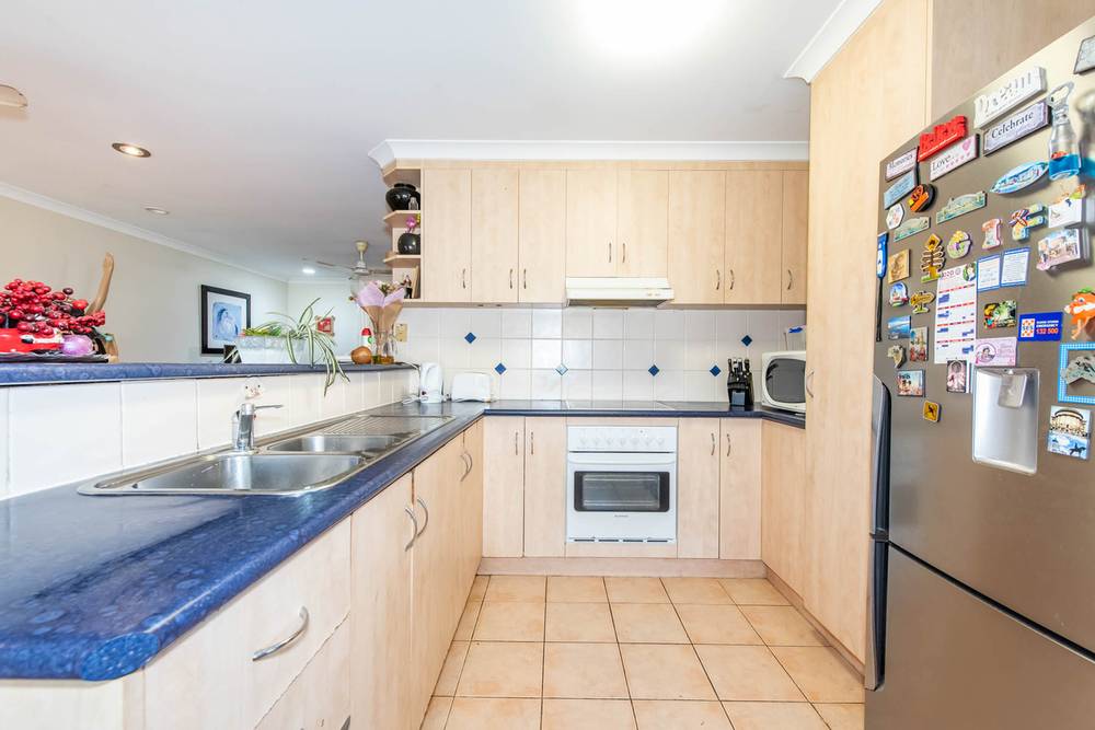 15 Seabreeze Court, SLADE POINT, QLD 4740