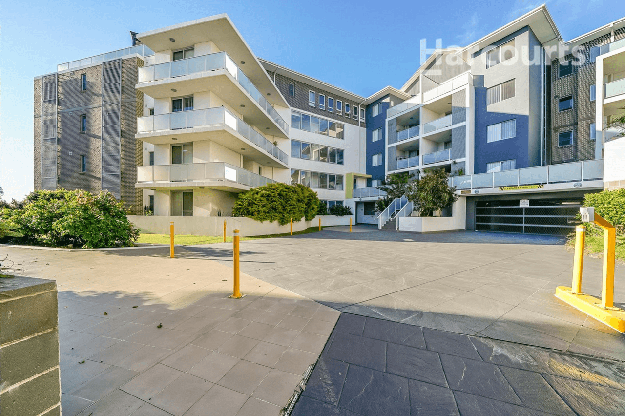 30/43  Santana Road, Campbelltown, NSW 2560