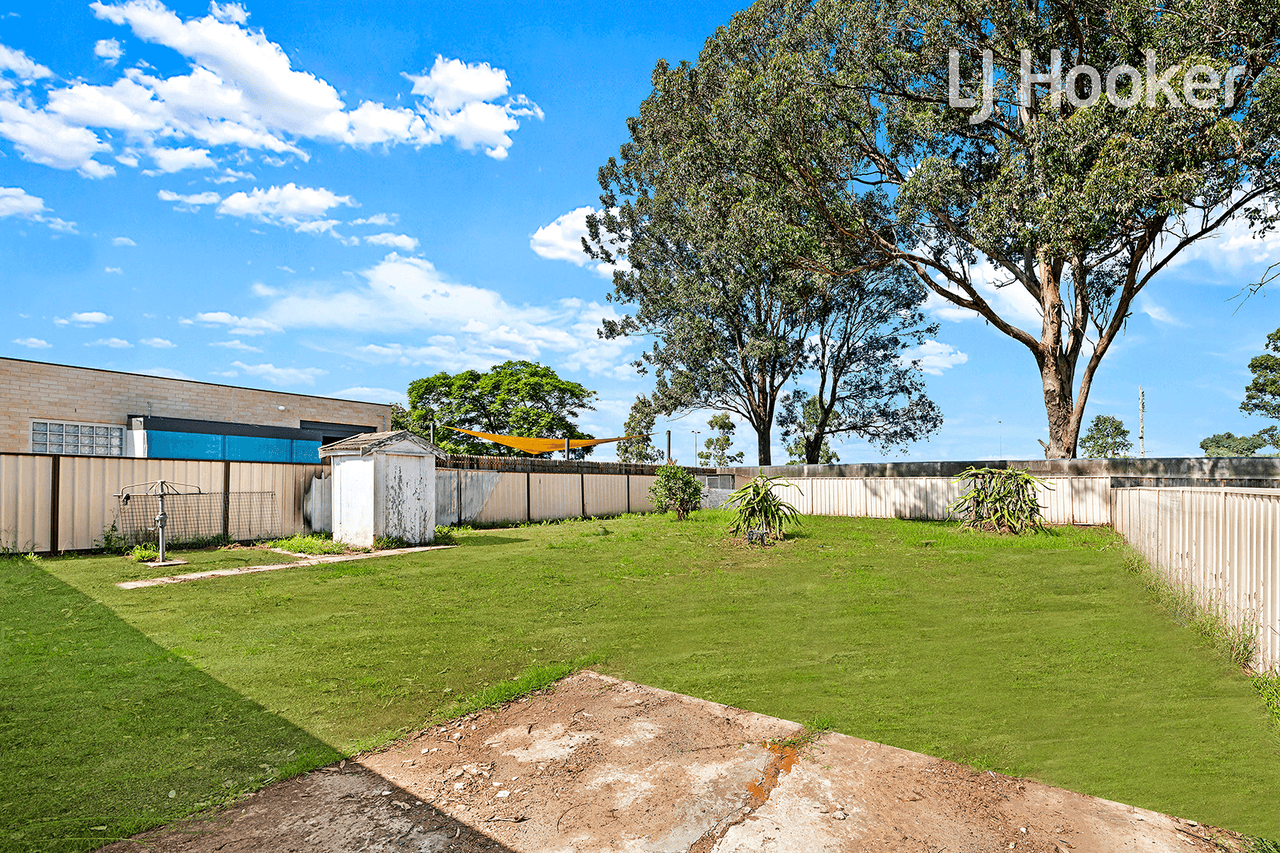 10 Dale Avenue, LIVERPOOL, NSW 2170