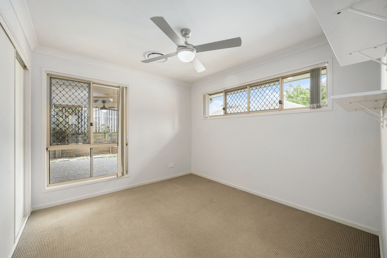 2 Lilly Crescent, KALLANGUR, QLD 4503