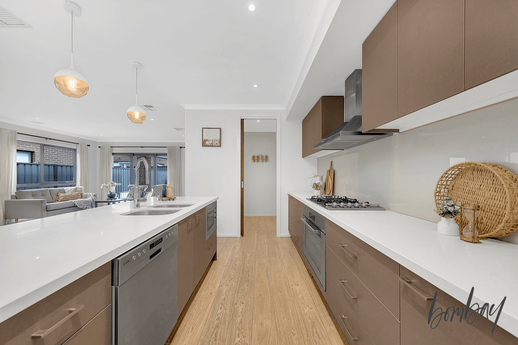 4 Alma Road, WOLLERT, VIC 3750