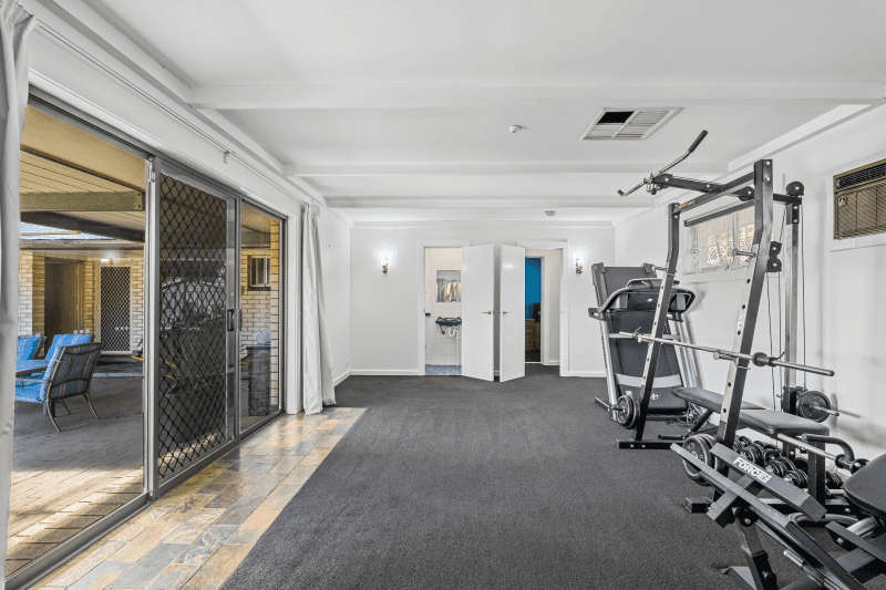 8 Cranborne Crescent, MORPHETT VALE, SA 5162