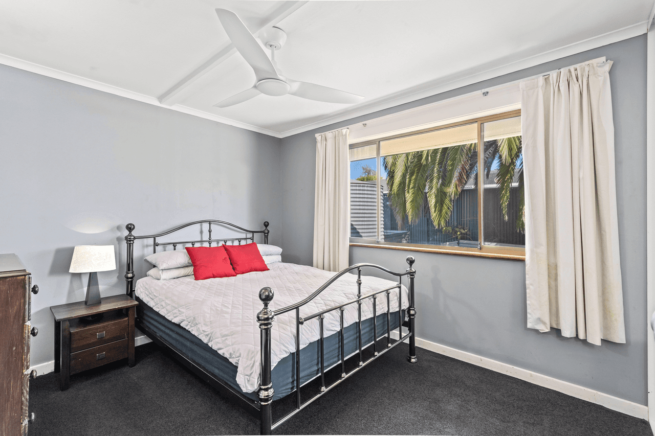 8 Cranborne Crescent, MORPHETT VALE, SA 5162