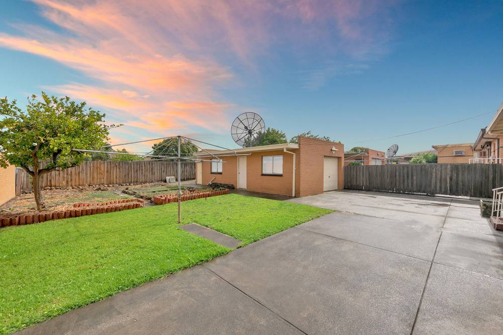 19 Quandong Street, THOMASTOWN, VIC 3074