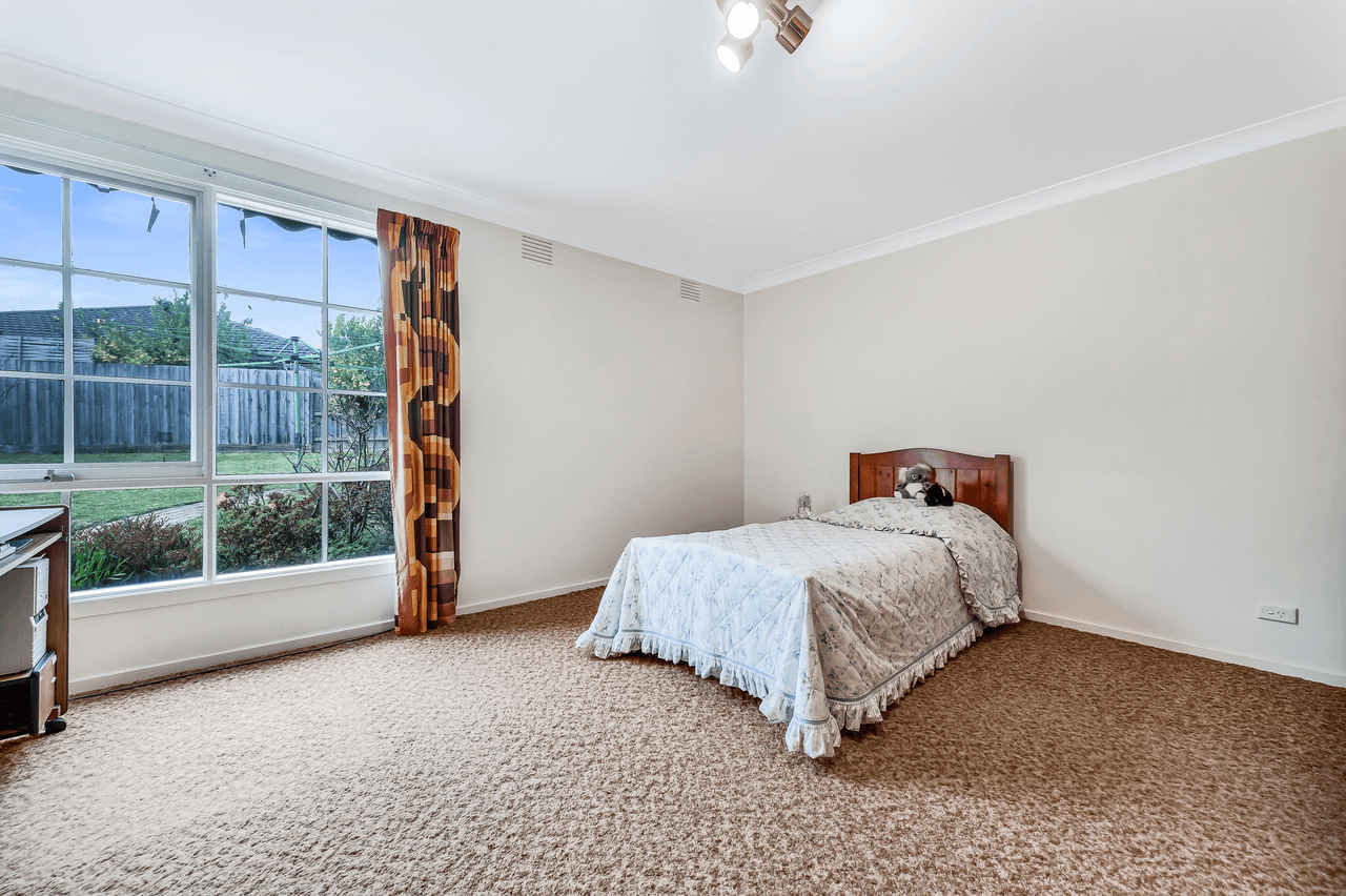 57 Benwerrin Drive, BURWOOD EAST, VIC 3151