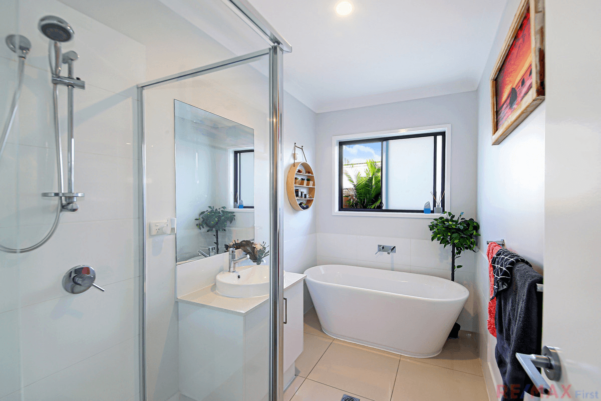 6 Ivory Street, Caloundra West, QLD 4551