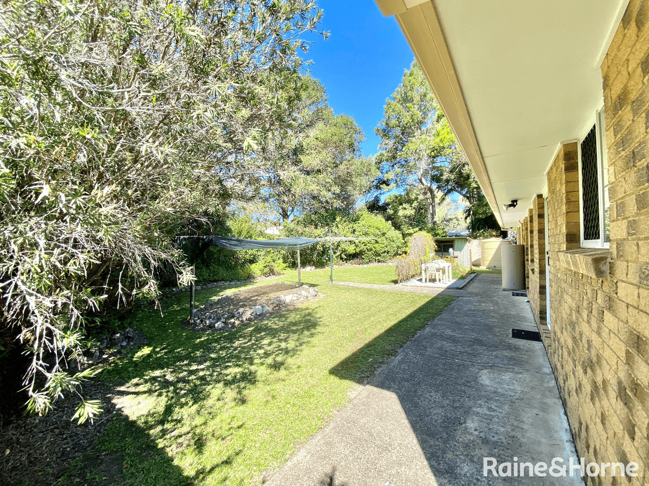 18 Beagle Avenue, COOLOOLA COVE, QLD 4580