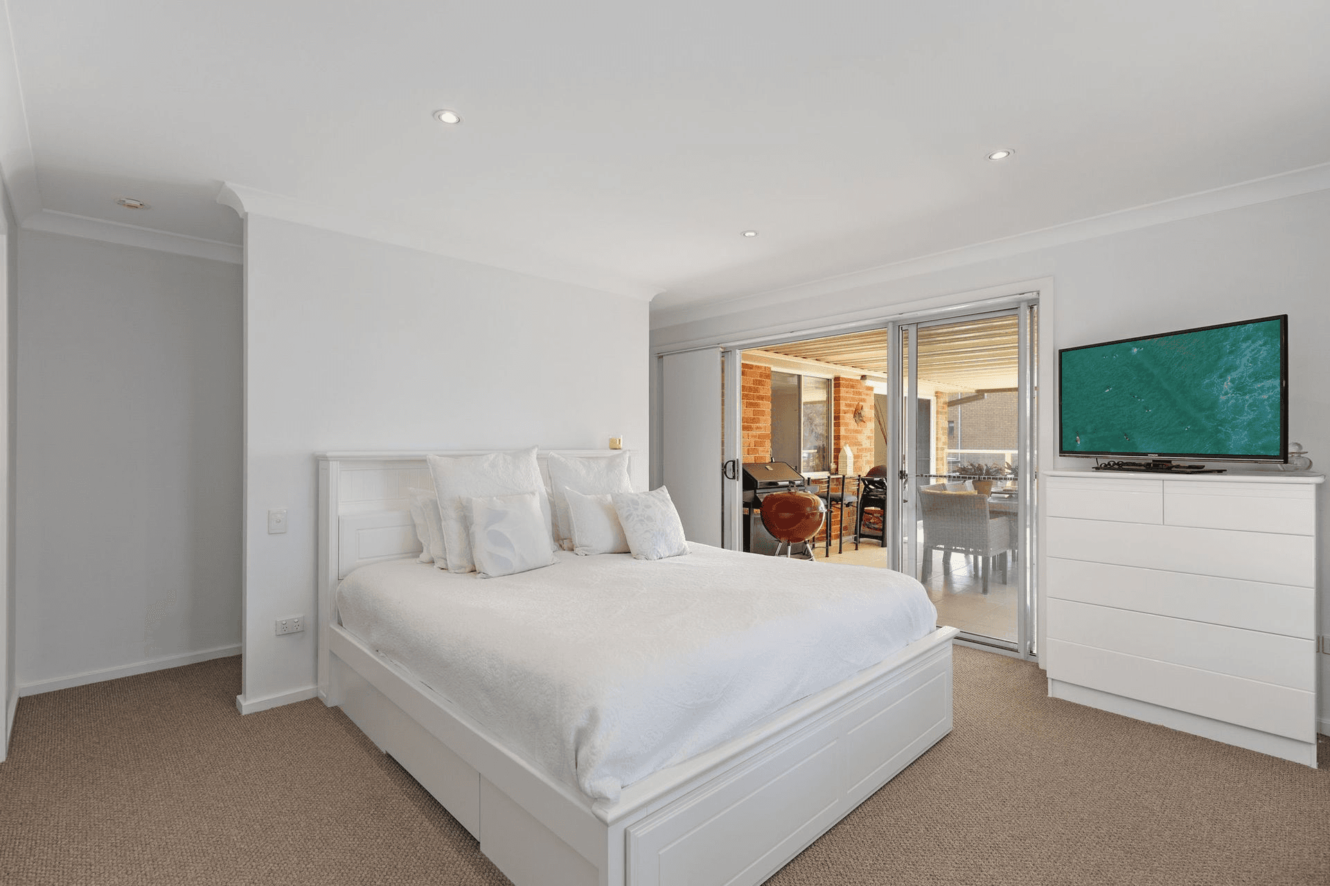 359 Lakedge Avenue, Berkeley Vale, NSW 2261