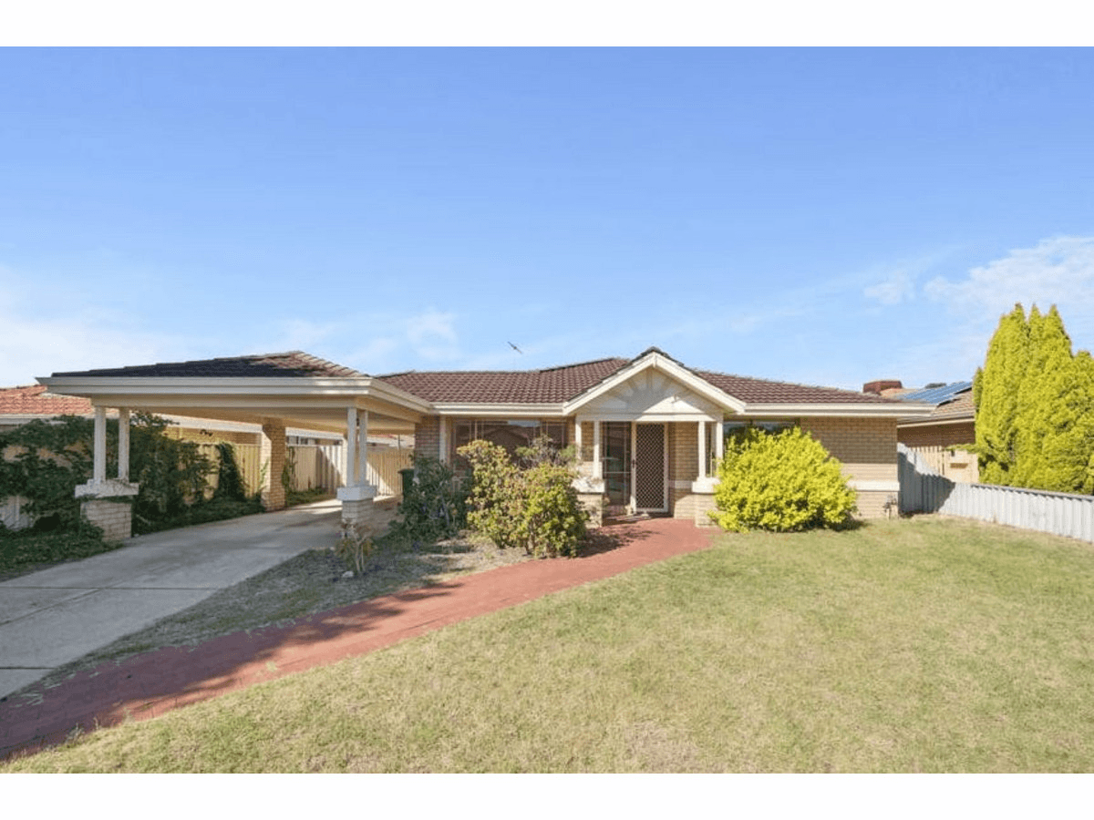 11 Pine Grove, Kardinya, WA 6163