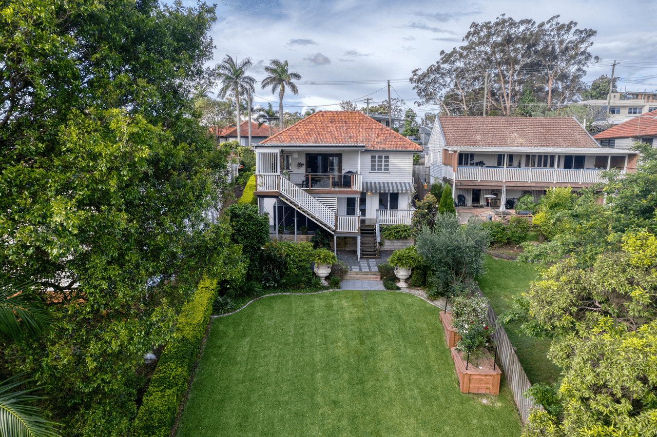 549 Cavendish Road, COORPAROO, QLD 4151