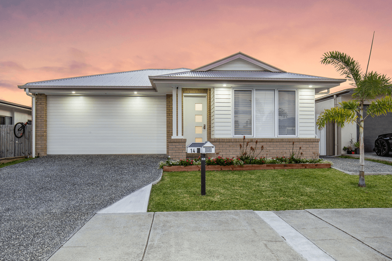 14 Village Boulevard, PIMPAMA, QLD 4209