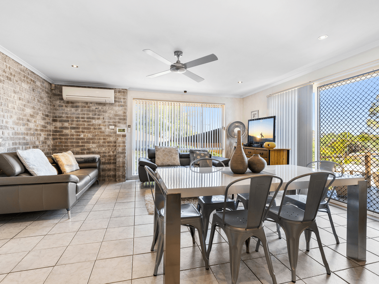 17 Thomas Way, CURRANS HILL, NSW 2567