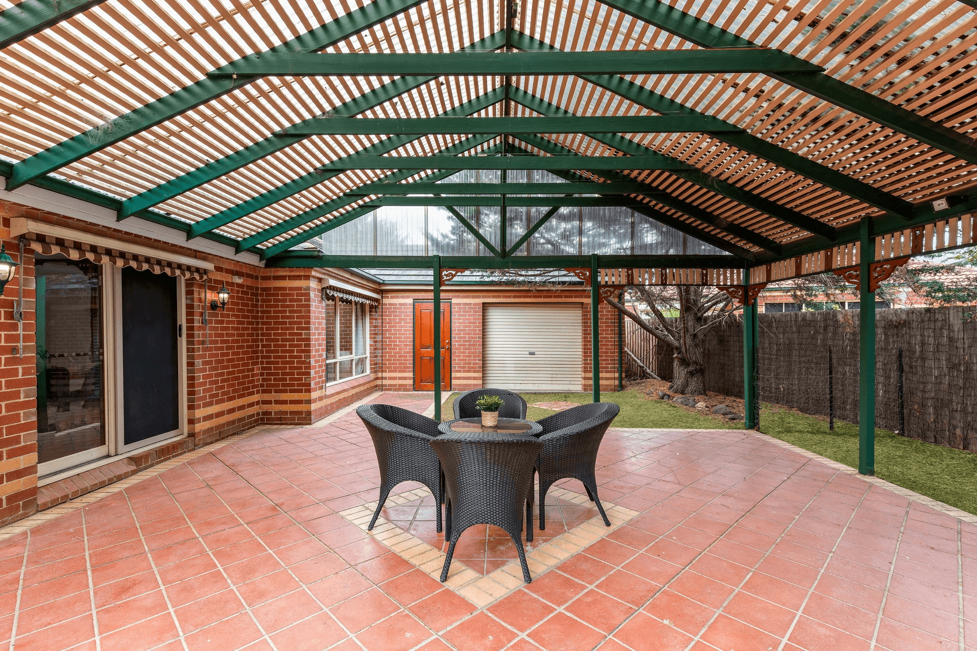 6 Tivoli Court, Taylors Lakes, VIC 3038