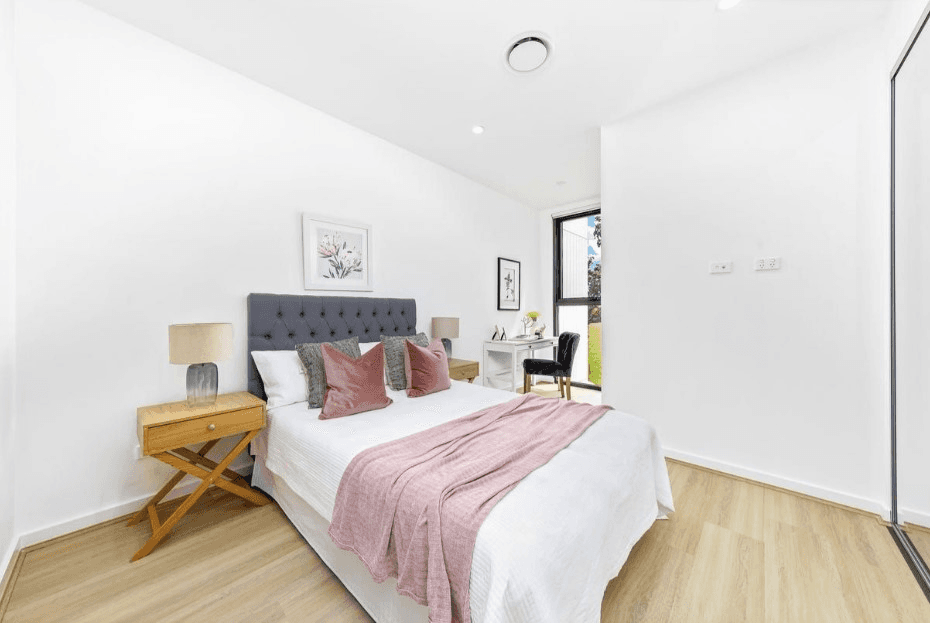 10 KAUS CIRCUIT, BOX HILL, NSW 2765
