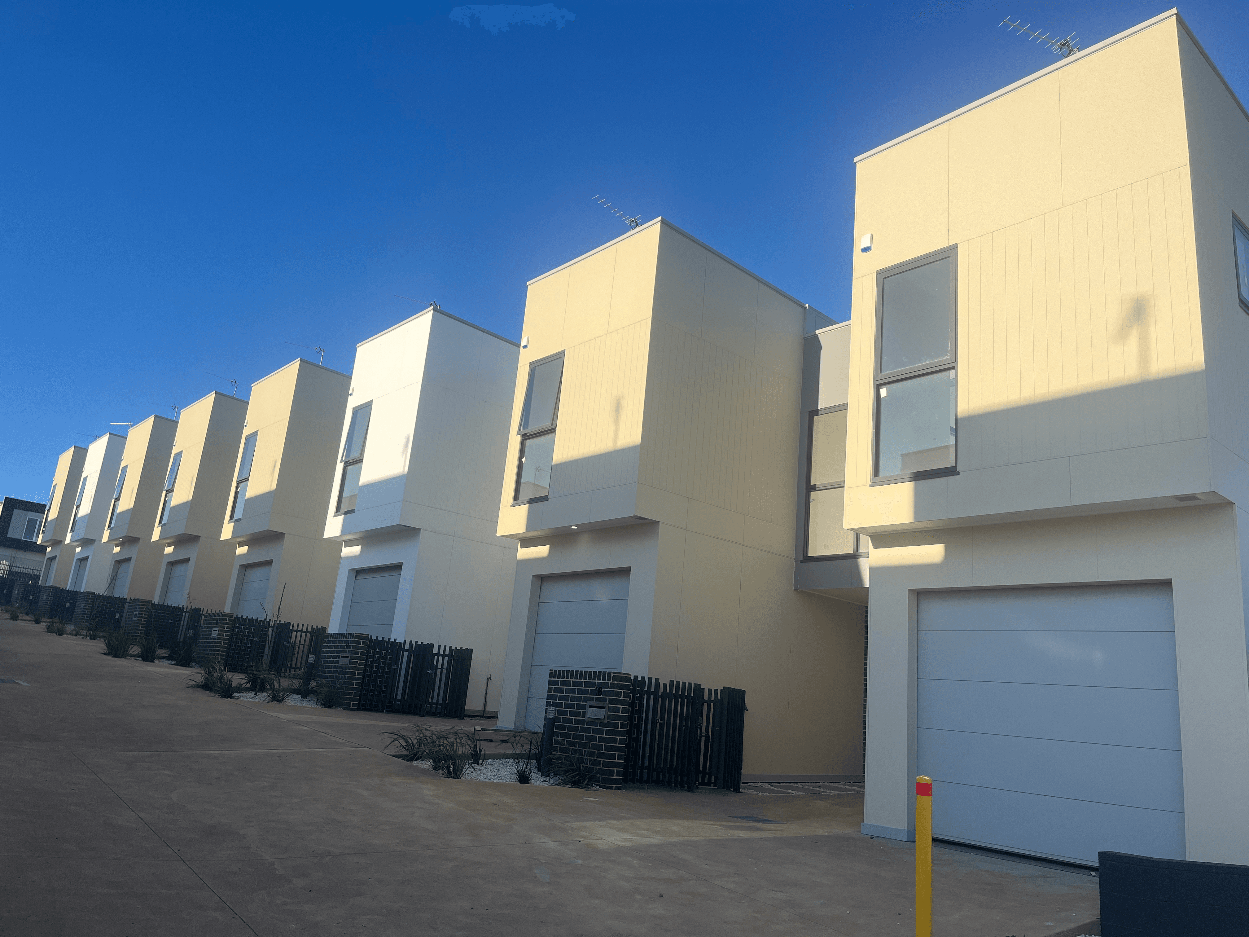 10 KAUS CIRCUIT, BOX HILL, NSW 2765