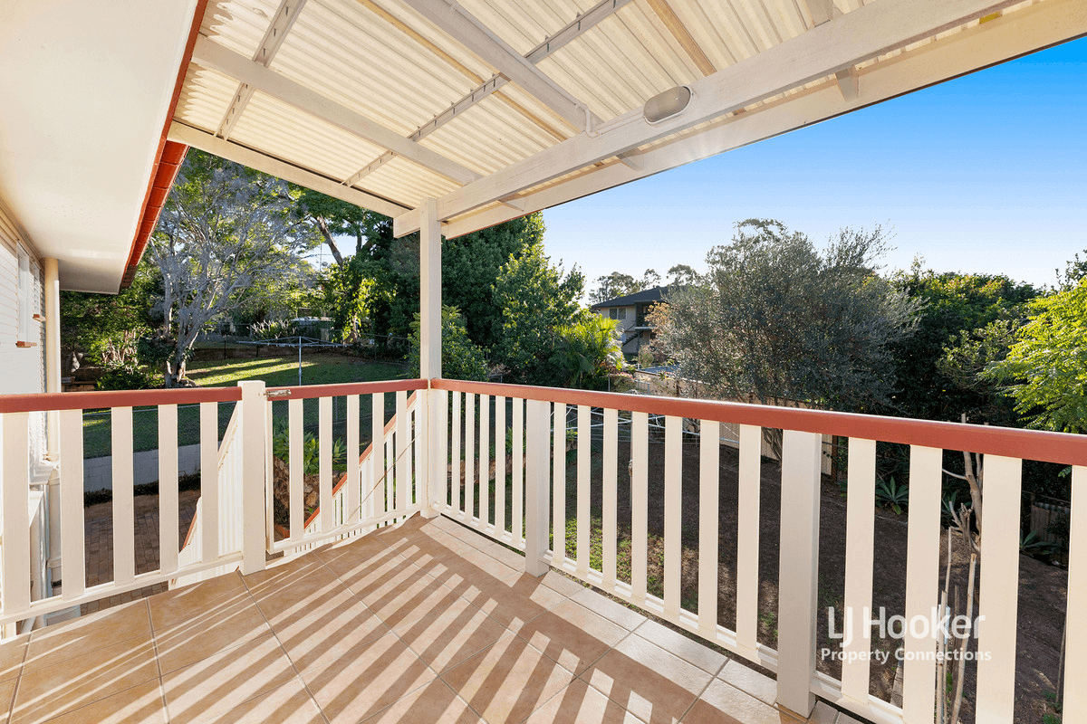 16 Illuta Avenue, Ferny Hills, QLD 4055