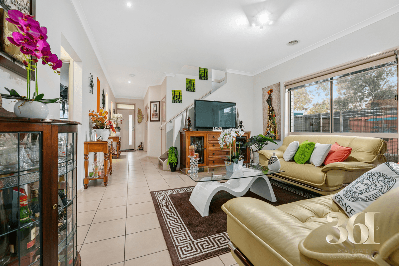 42 Cassan Way, CAROLINE SPRINGS, VIC 3023