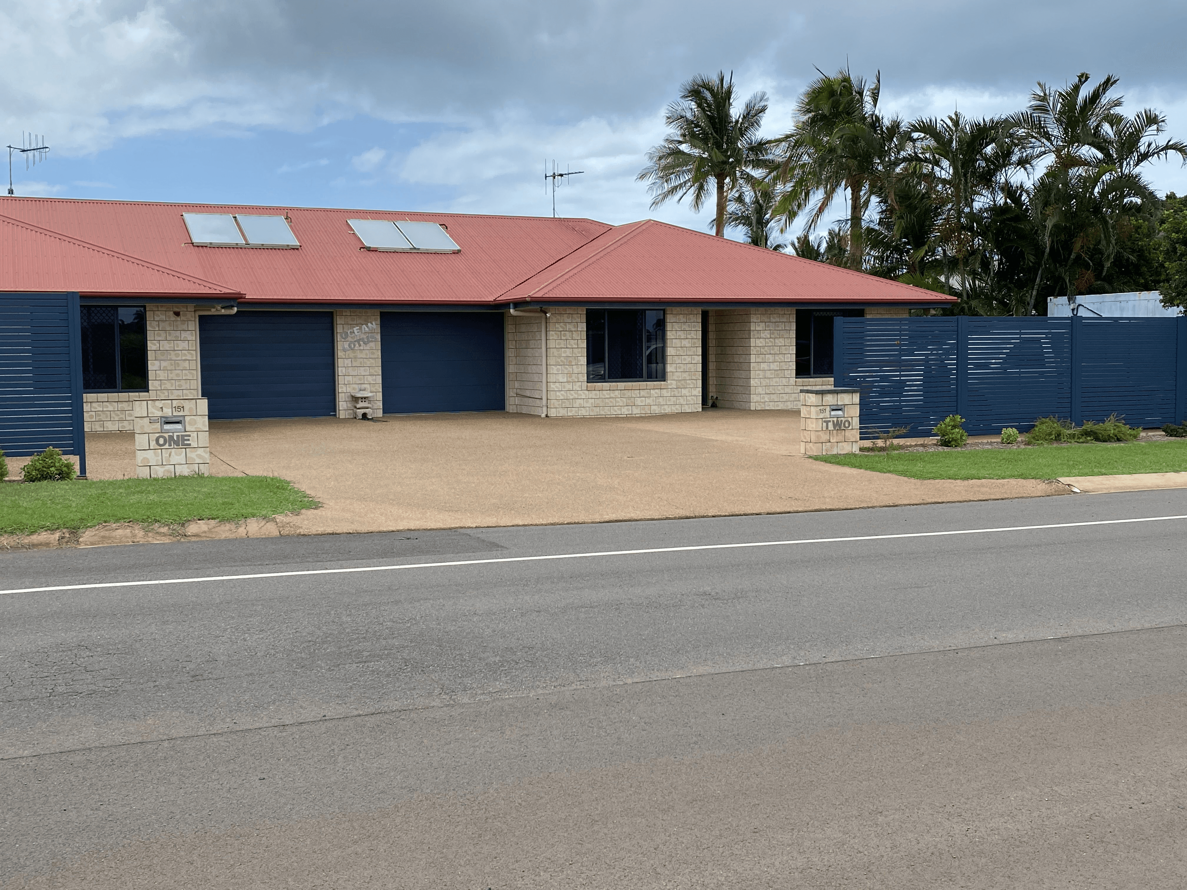 UNIT 2/151 LOGAN ROAD, INNES PARK, QLD 4670