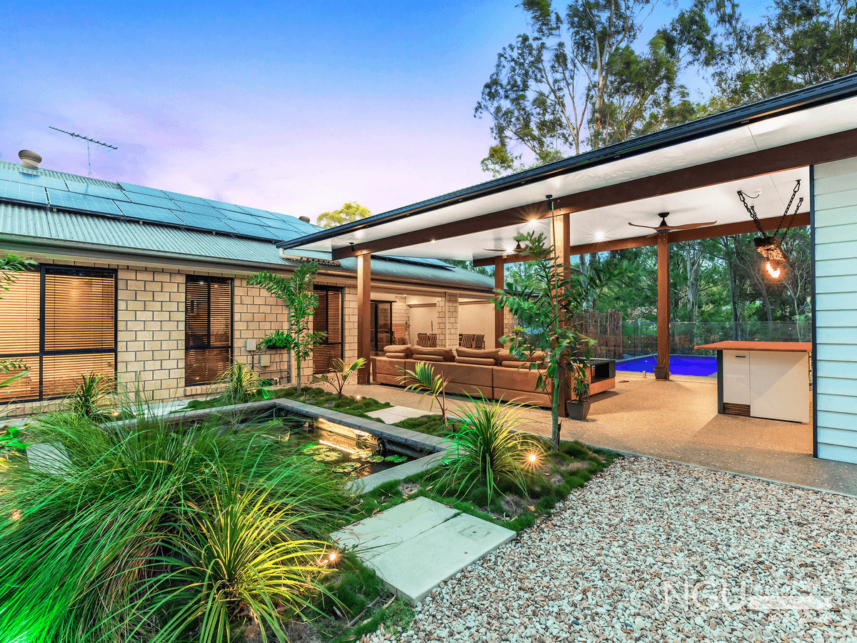 38 Chestnut Drive, Pine Mountain, QLD 4306