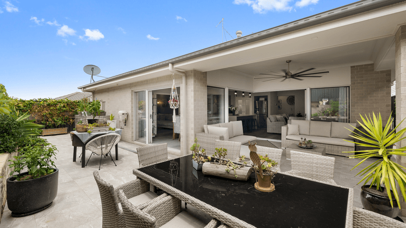 60 Olive Hill Drive, COBBITTY, NSW 2570