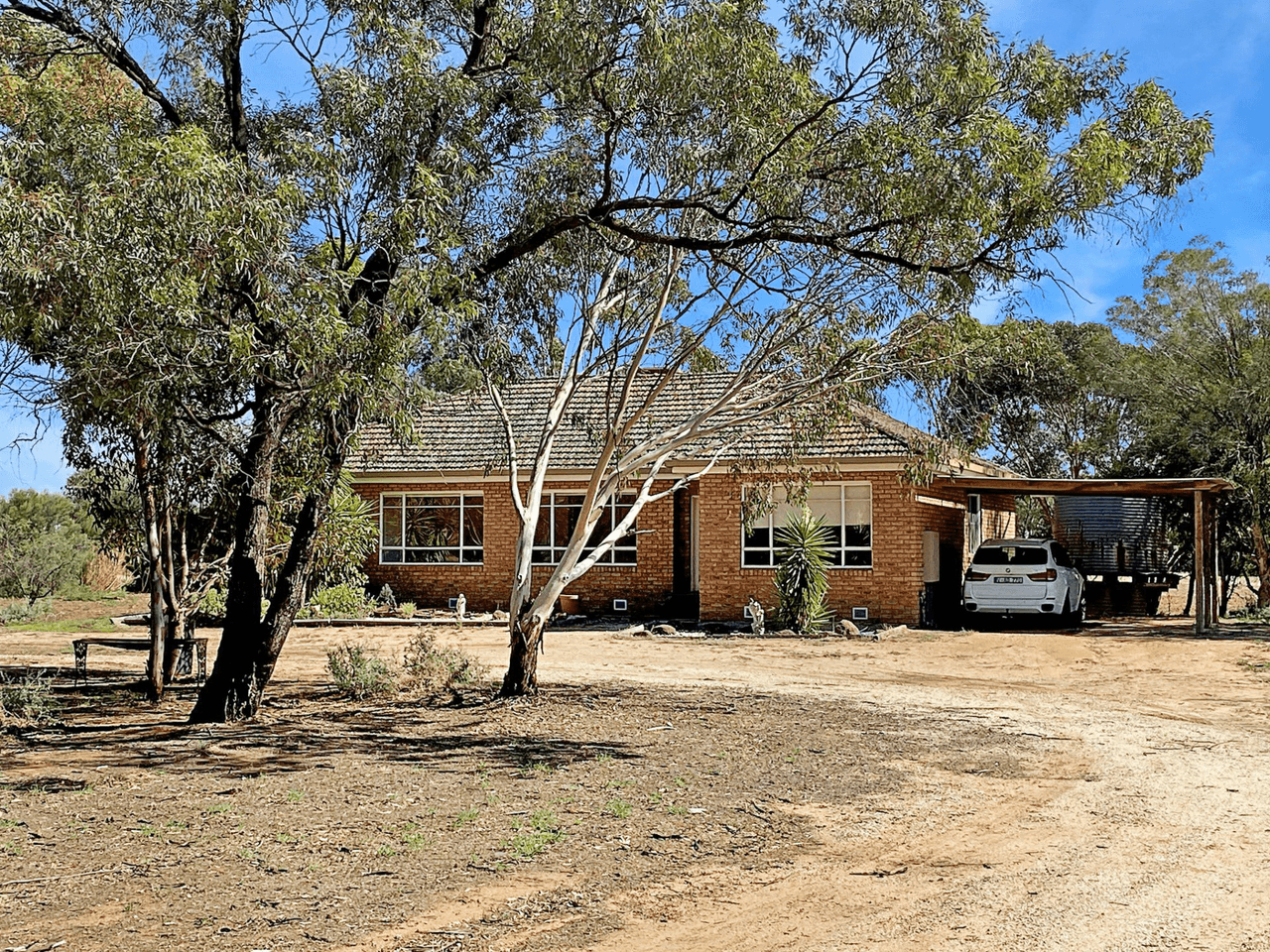 1712 Murray Valley Highway, BEVERFORD, VIC 3590