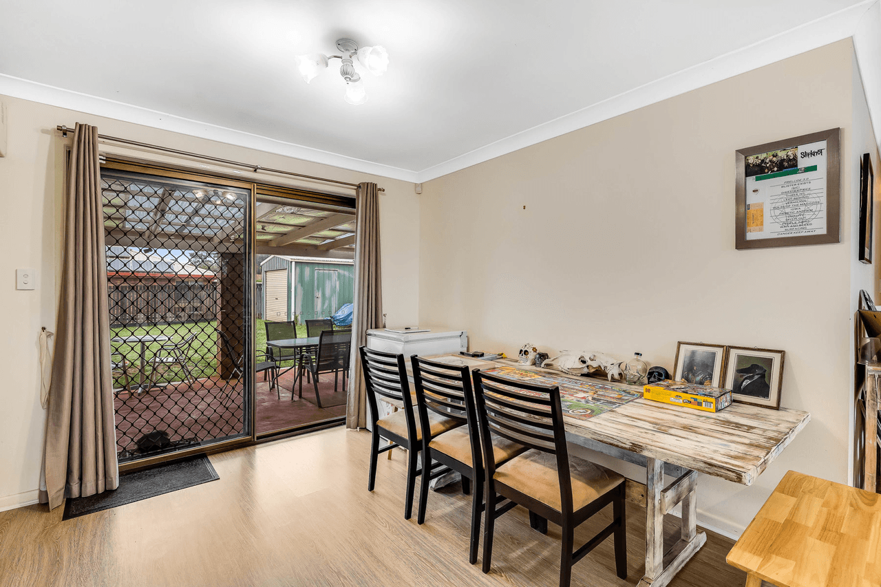 4  Schultz Street, KEARNEYS SPRING, QLD 4350