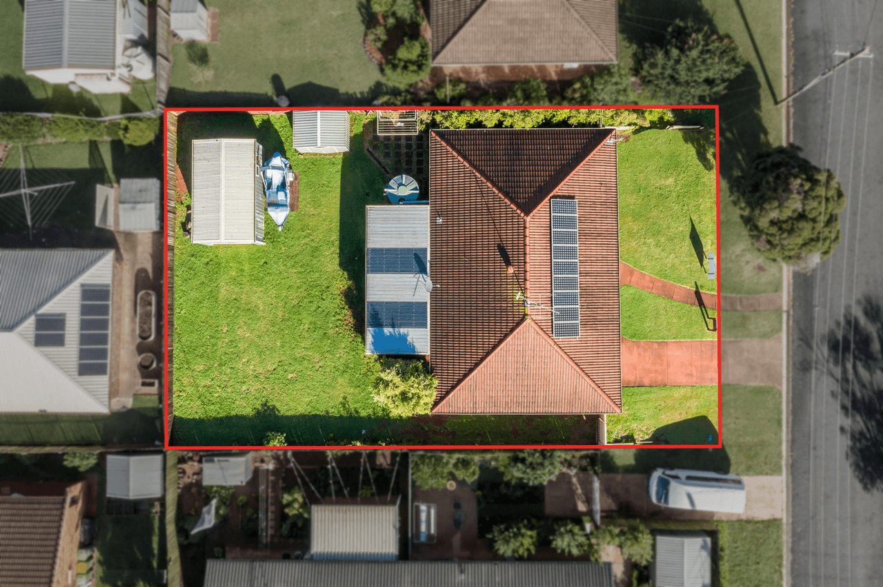 4  Schultz Street, KEARNEYS SPRING, QLD 4350