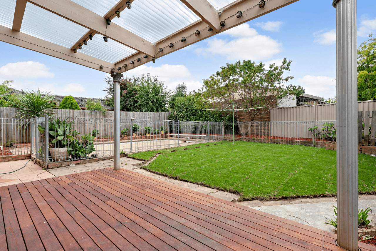 43 Berrabri Drive, Scoresby, VIC 3179