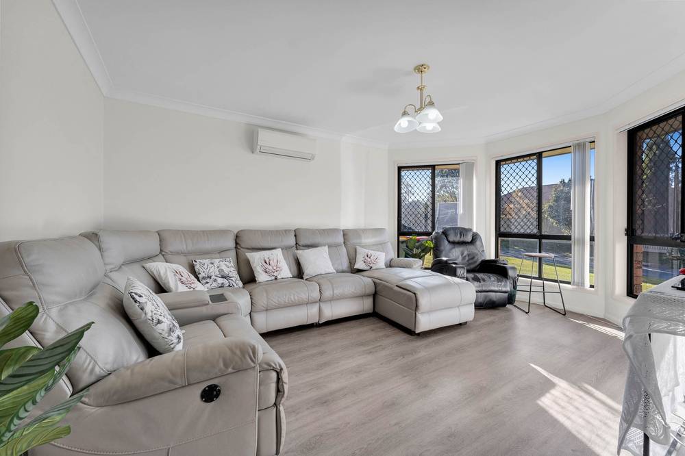 16 Birkenhead Crescent, Forest Lake, QLD 4078