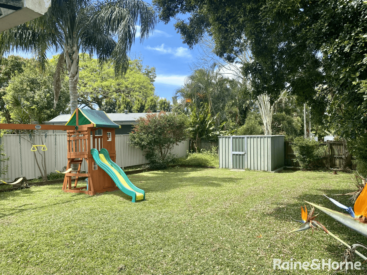 42 Broadwater Terrace, REDLAND BAY, QLD 4165