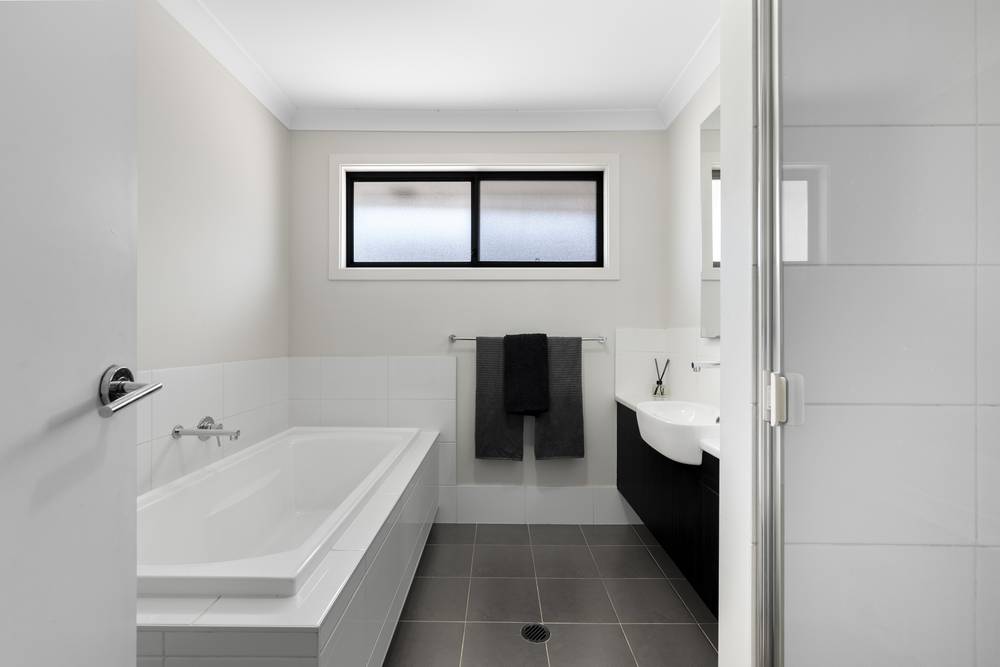 64 Empire Circuit, Penrith, NSW 2750