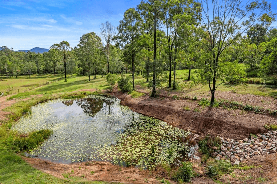 518 Beckmanns Road, GLENWOOD, QLD 4570