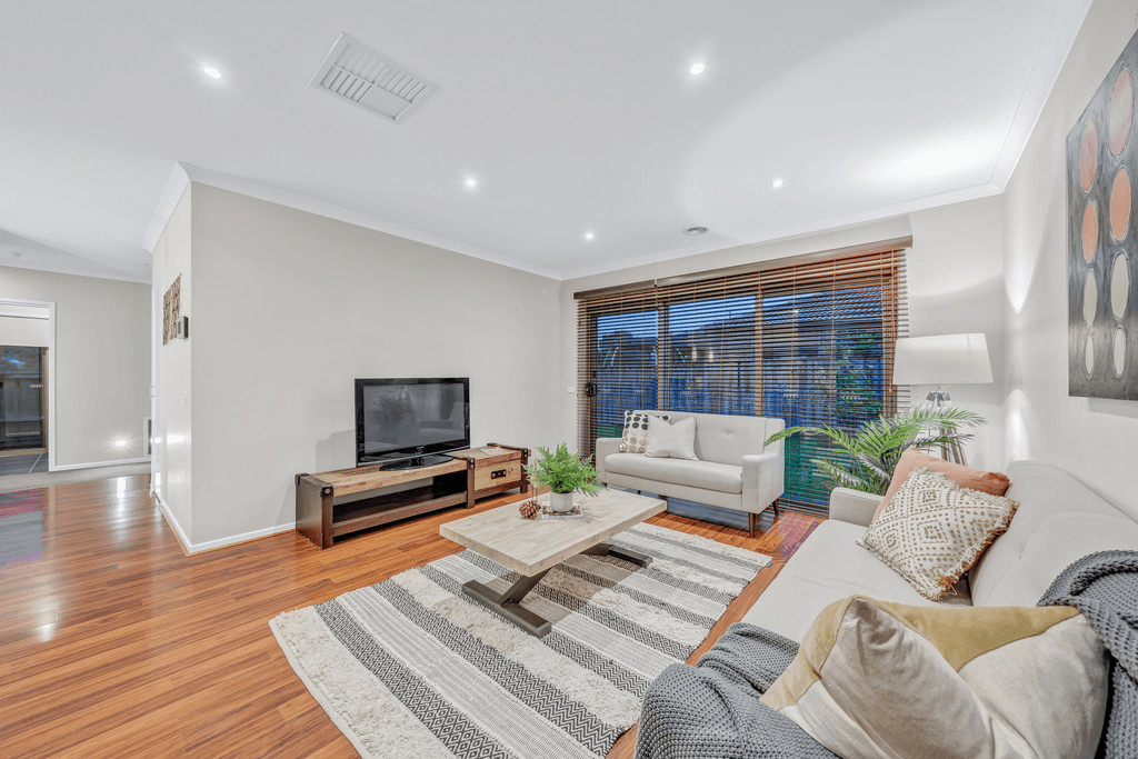 3 Maeve Circuit, CLYDE NORTH, VIC 3978