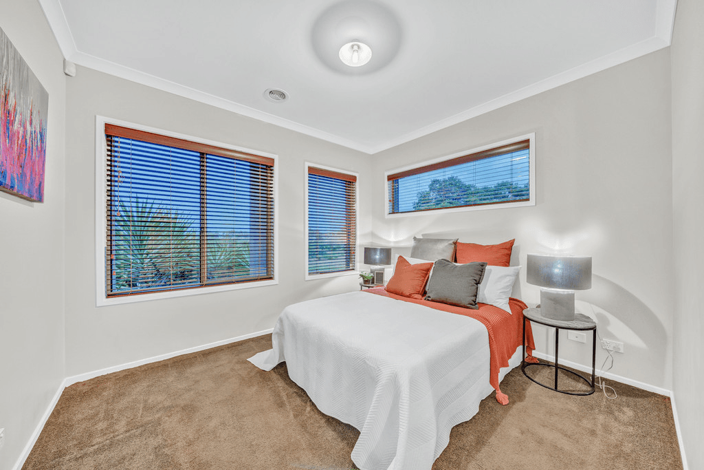 3 Maeve Circuit, CLYDE NORTH, VIC 3978