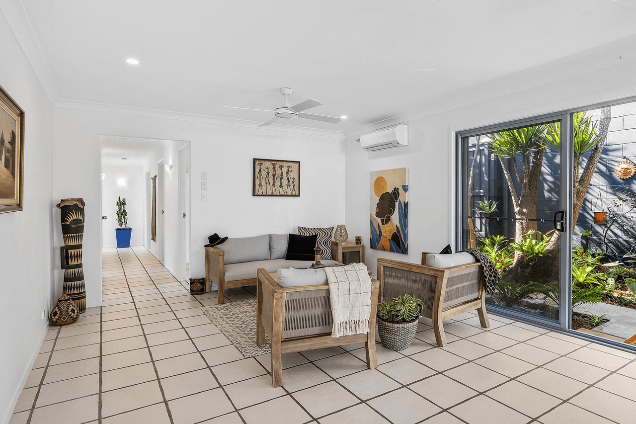 19 Sleepy Hollow Drive, Noosa Heads, QLD 4567