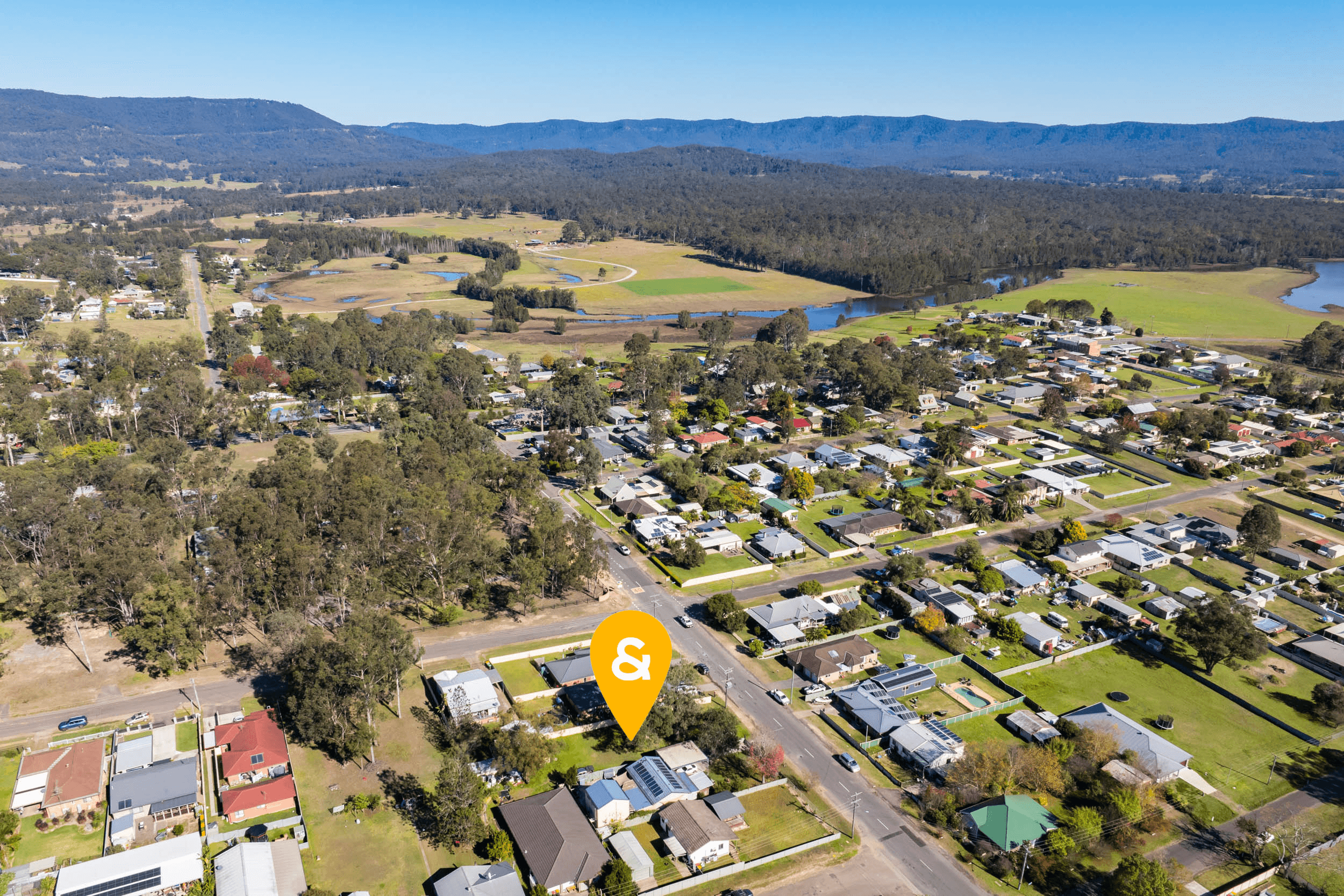 22 Rugby Street, ELLALONG, NSW 2325