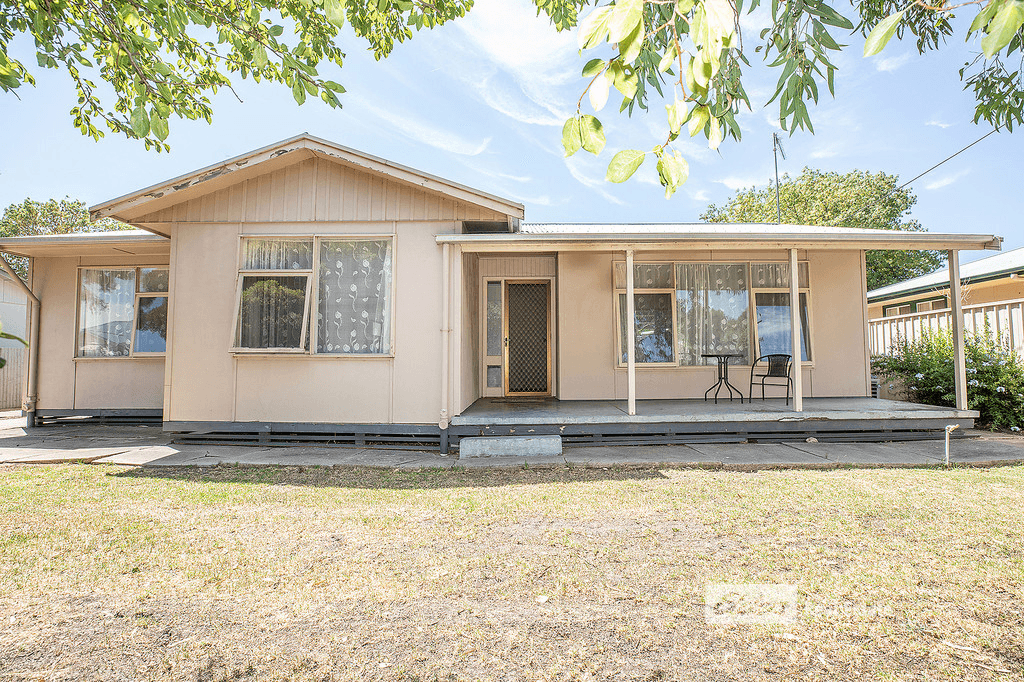 9 SANDSTONE Avenue, NARACOORTE, SA 5271