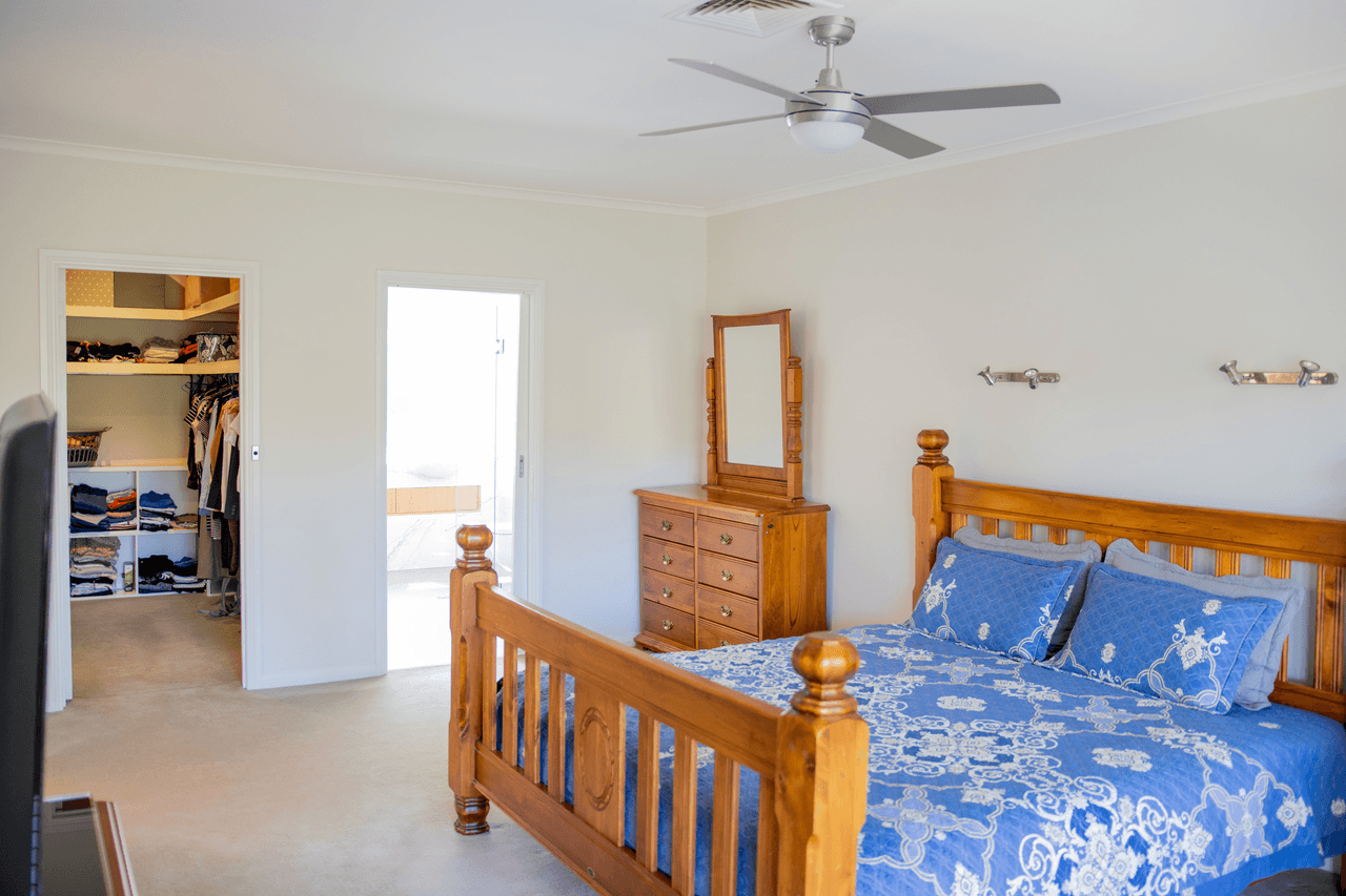 202 River Street, DENILIQUIN, NSW 2710