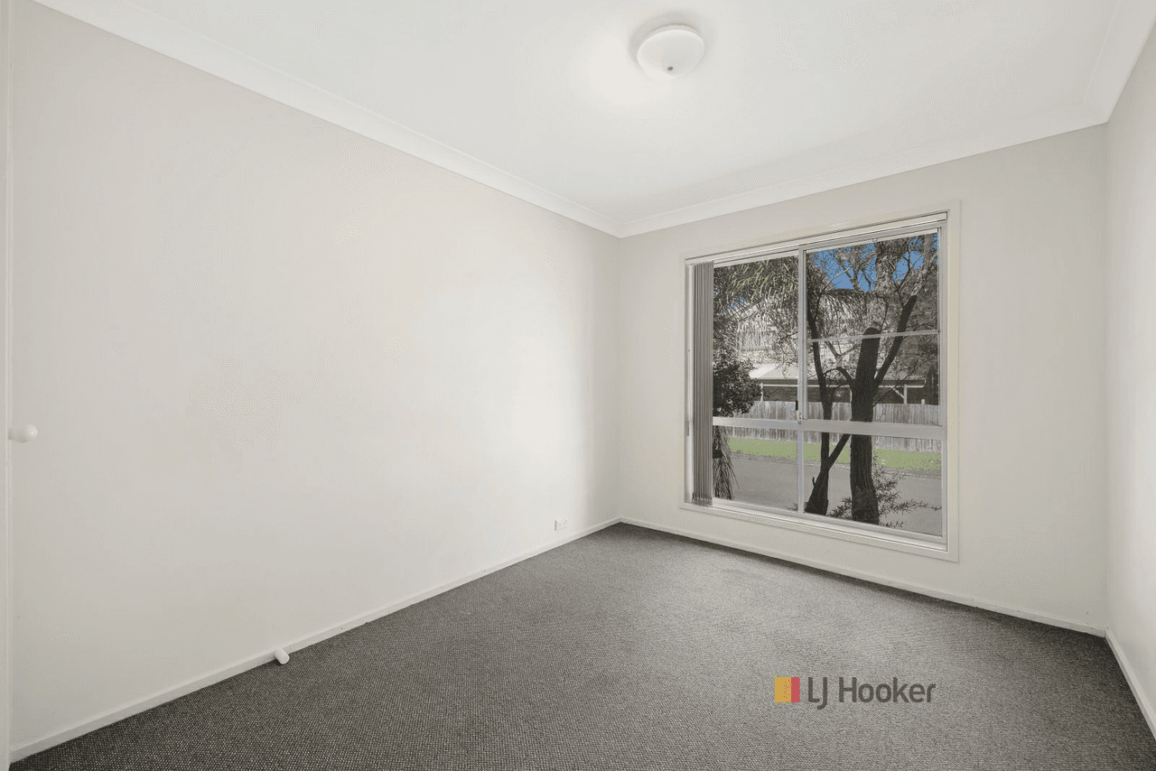 1 Rodney Close, LAKE MUNMORAH, NSW 2259