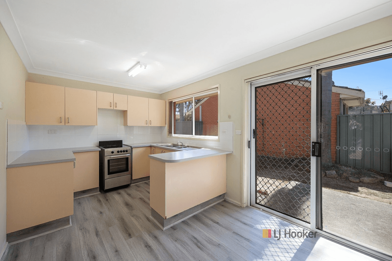 1 Rodney Close, LAKE MUNMORAH, NSW 2259