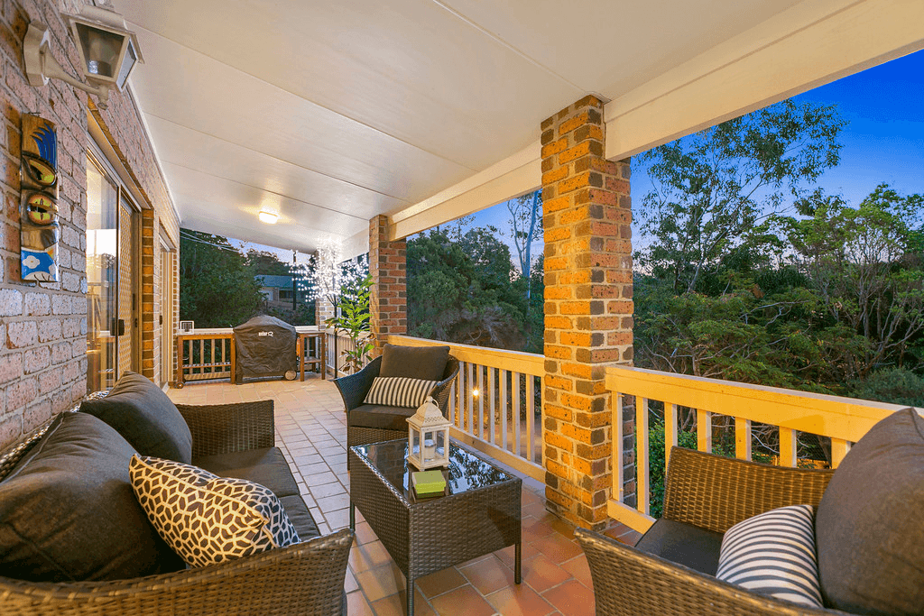 44 Wallaby Drive, MUDGEERABA, QLD 4213