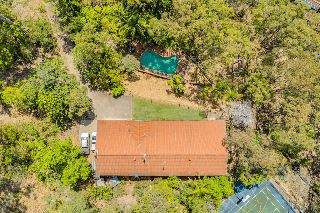 44 Wallaby Drive, MUDGEERABA, QLD 4213