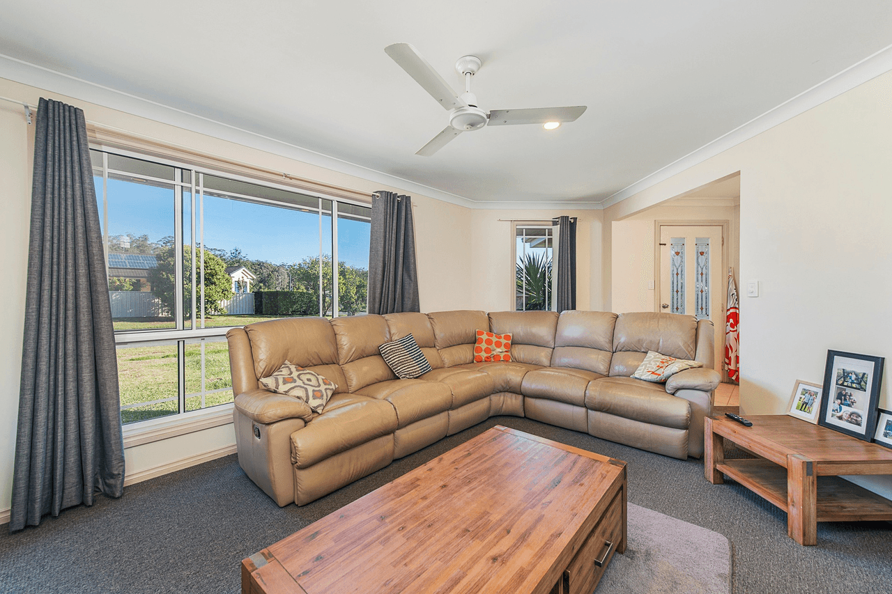 2 Heritage Place, WAUCHOPE, NSW 2446