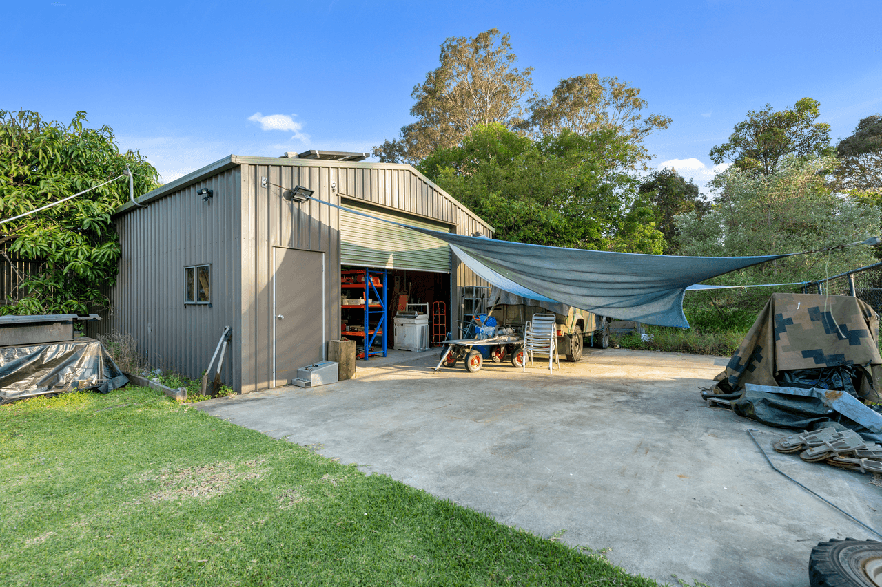 64 Haig Street, WYNNUM WEST, QLD 4178