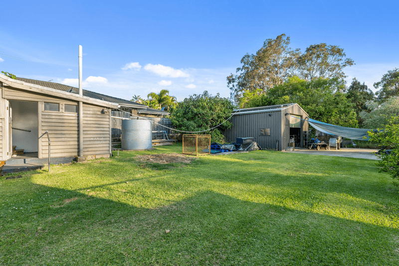 64 Haig Street, WYNNUM WEST, QLD 4178