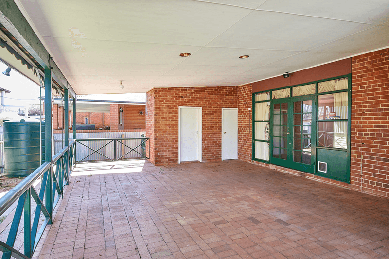 10 Peter Street, WAGGA WAGGA, NSW 2650