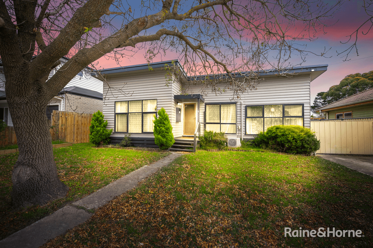 6 Flinders Street, SUNBURY, VIC 3429