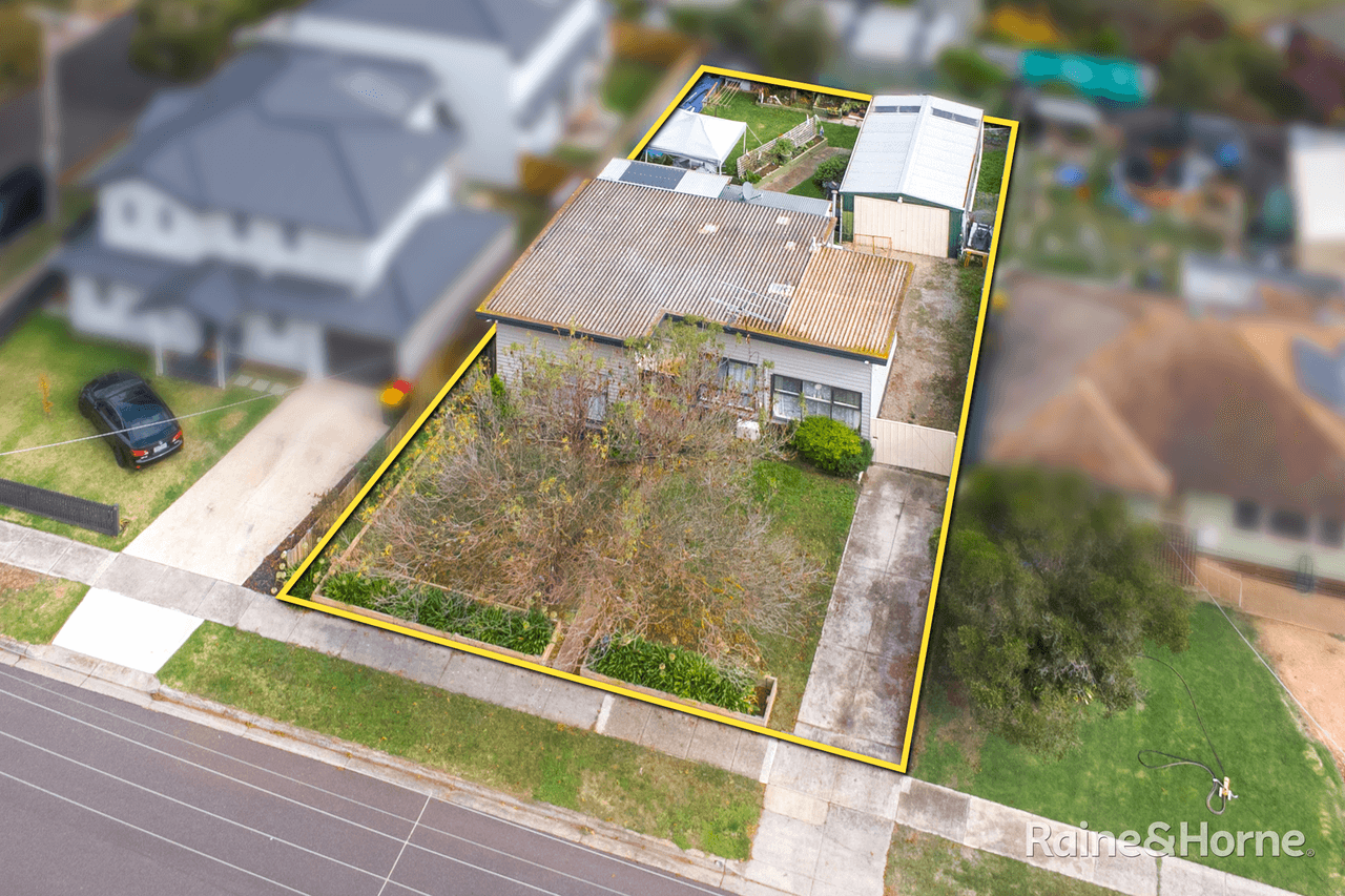 6 Flinders Street, SUNBURY, VIC 3429