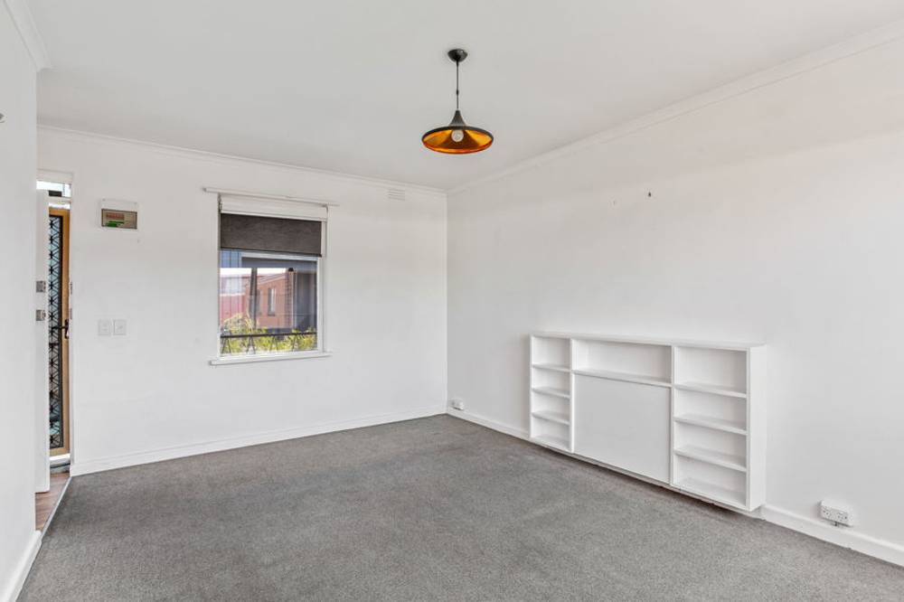 18/558 Moreland Road, BRUNSWICK WEST, VIC 3055